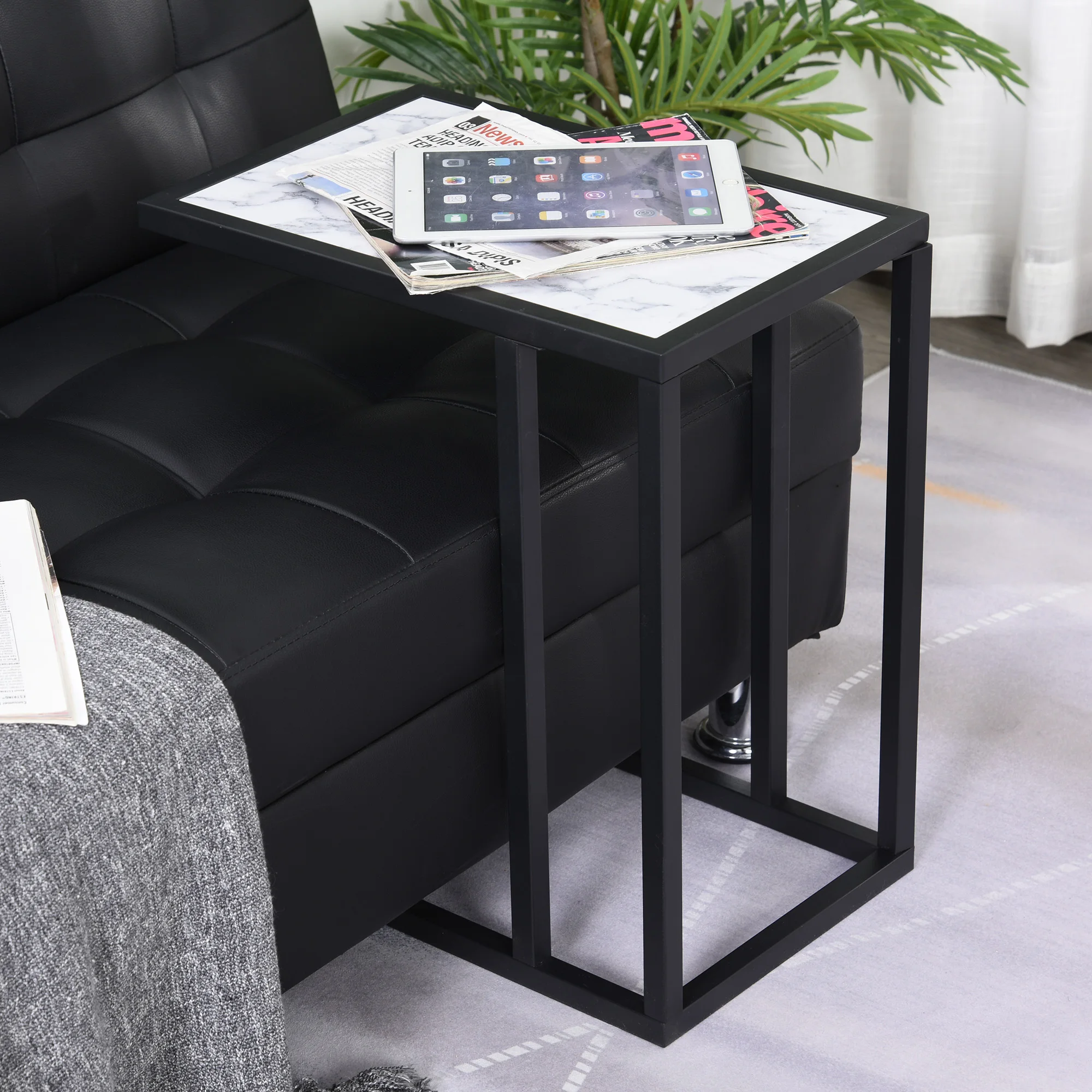 HOMCOM Mesa Lateral para Sofá Moderna Mesa Auxiliar con Superficie Imitación Mármol Ahorro de Espacio Metal 45x30x51,5 cm Blanco - imagen 3