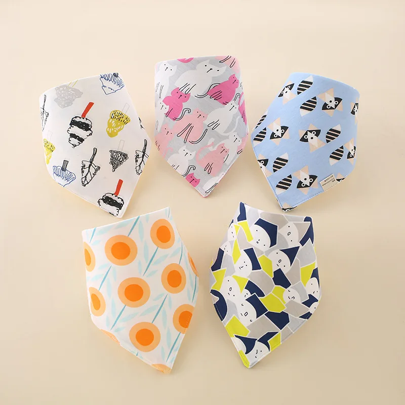 Baberos triangulares - Estilos coloridos para bebé