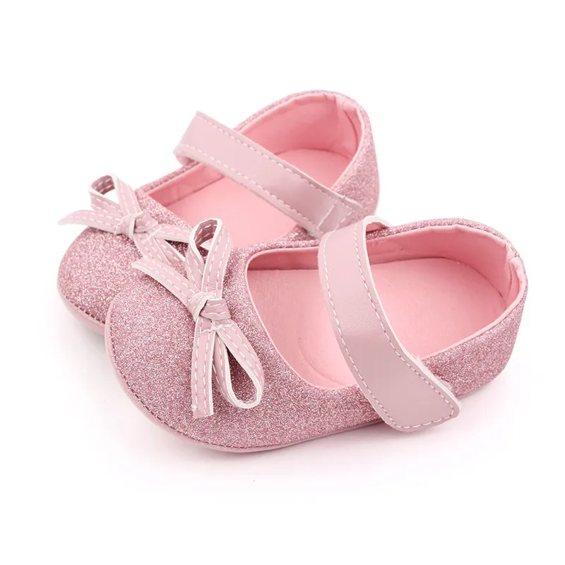 2025 nuevos zapatos de bebé de primavera y otoño, encantadores zapatos de princesa con lazo para niñas recién nacidas, zapatos ostentosos de moda para primeros pasos