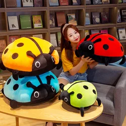 Peluche de mariquita suave – Cojín decorativo para niños