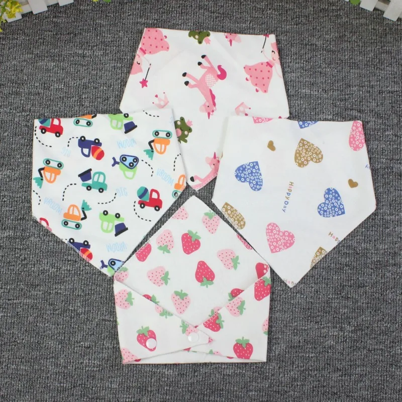 Baberos triangulares - Diseño de pañuelo doble