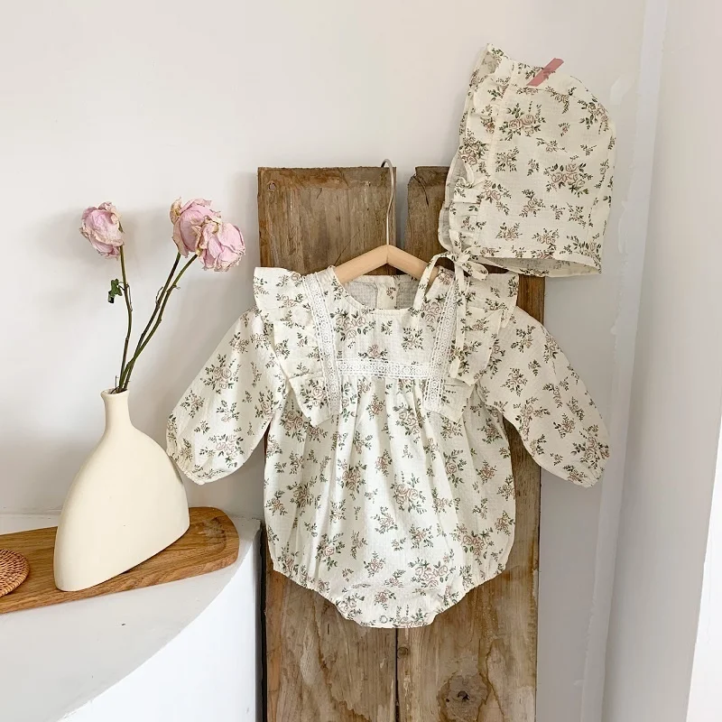Pelele con volantes de encaje coreano para bebé, conjunto de gorro, mono de manga larga Floral Vintage para niño pequeño, ropa dulce para niña, 2 piezas