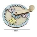 Hand crank wheel