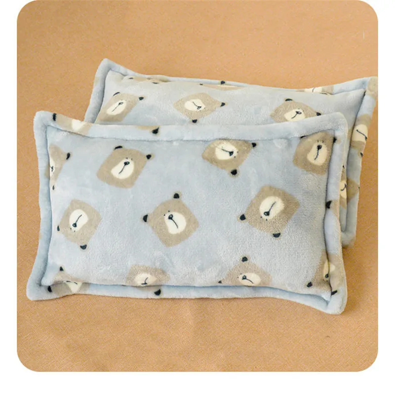 Funda de almohada gruesa de lana Coral para niños, estilo de dibujos animados, para niños y niñas, funda de almohada cálida para otoño e invierno, funda de almohada suave para bebé - imagen 4