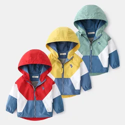 Cortavientos niño con capucha - Ideal para primavera y otoño