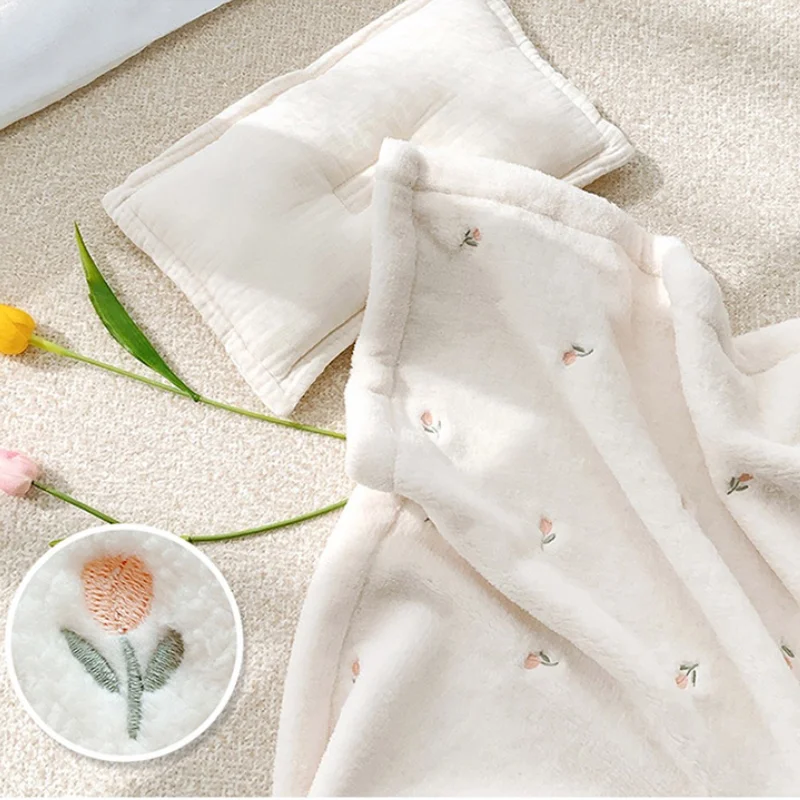 Tulip embroidery