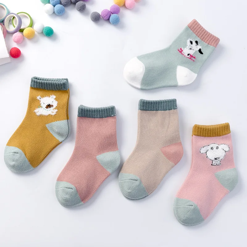 Calcetines invernales infantiles con estampados de animales