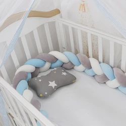 Protector de cuna acolchado de algodón – Decoración habitación bebé