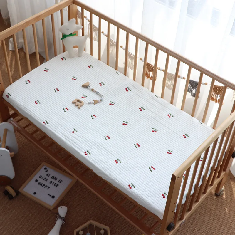 Sábana bajera elástica acolchada de algodón coreano con bordado de estrellas y cereza, limón, oso, sábanas para cuna de bebé, ropa de cama, funda de colchón