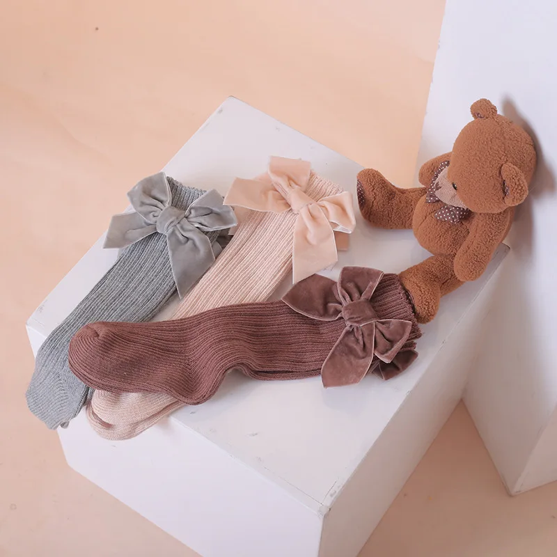 Medias de Navidad con lazo para bebé – Algodón suave (0-5 años) - imagen 2