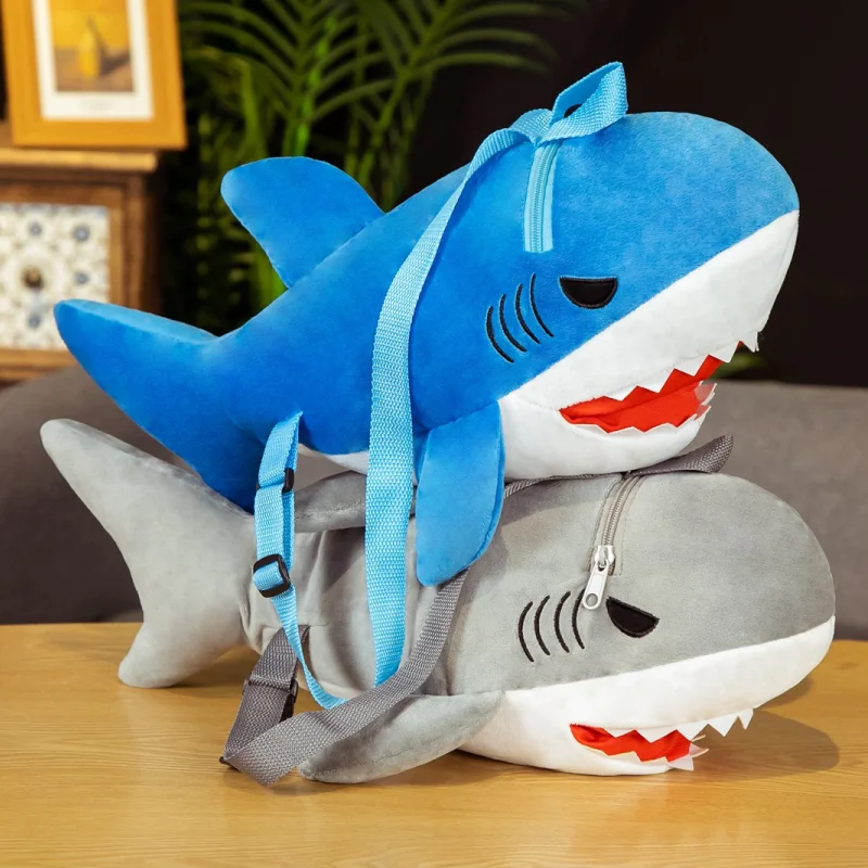 Mochila de peluche con forma de tiburón para niños