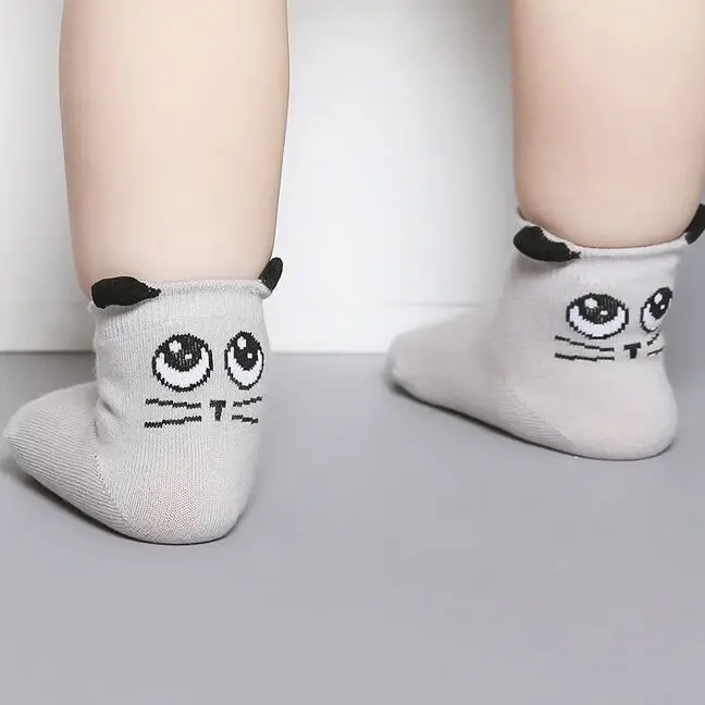 cat gray