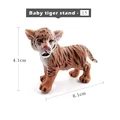 Baby-tiger-stand