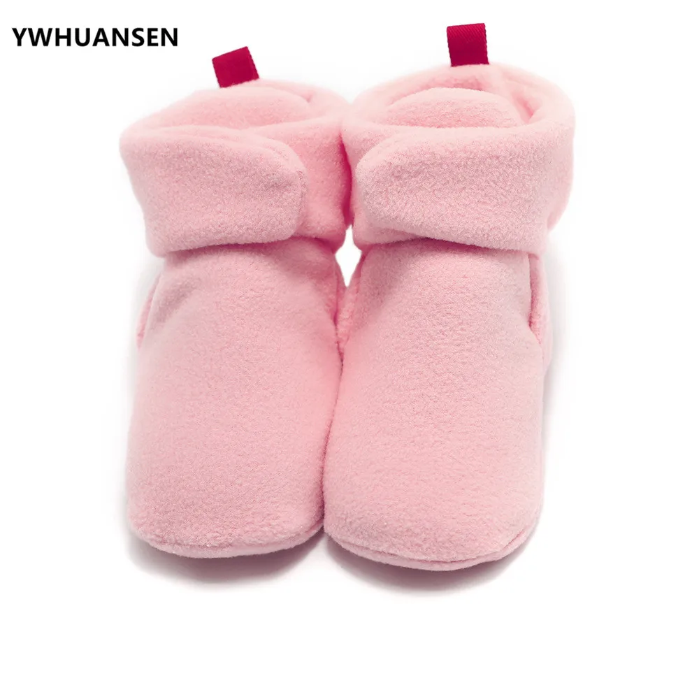YWHUANSEN, botines Unisex de lana Coral para recién nacidos, zapatos de cuna cálidos para invierno para niños y niñas, botas para primeros pasos - imagen 5