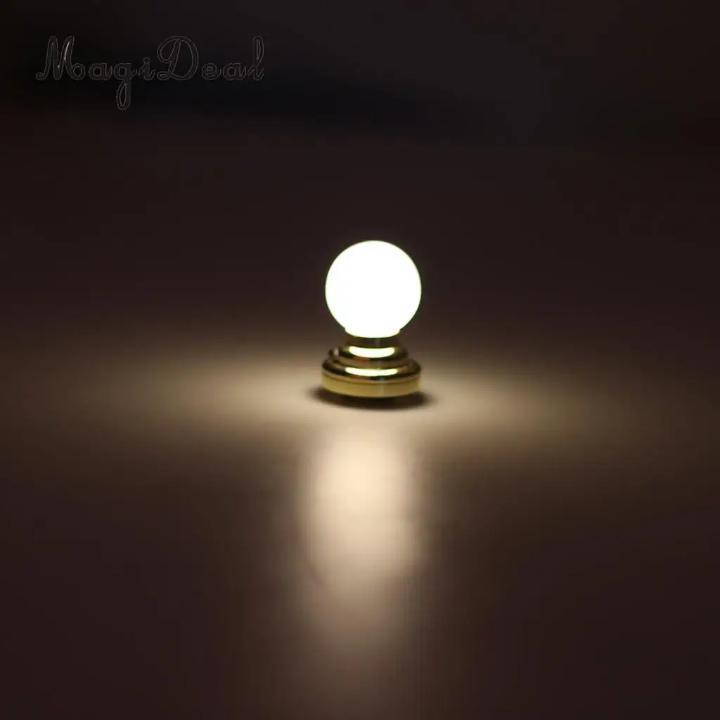 MagiDeal 1/12 Dollhouse Miniature Ball Shape Table Lamp LED Light for Livingroom Bedroom Bathroom Kitchen Kids Pretend Play Toy