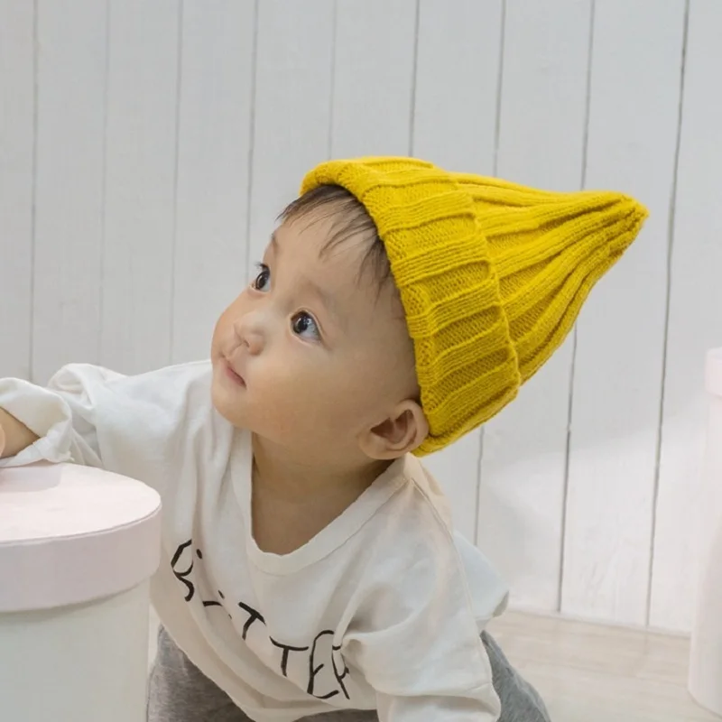 Gorro de croché artesanal para bebé – Verde menta – Talla única