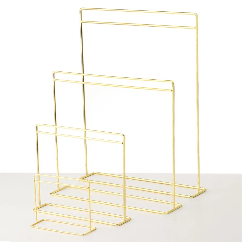 Perchas en miniatura para casa de muñecas, organizador de ropa y muebles, a escala 1/6, 1/12, accesorios para muñecas, juguetes para niños - imagen 3