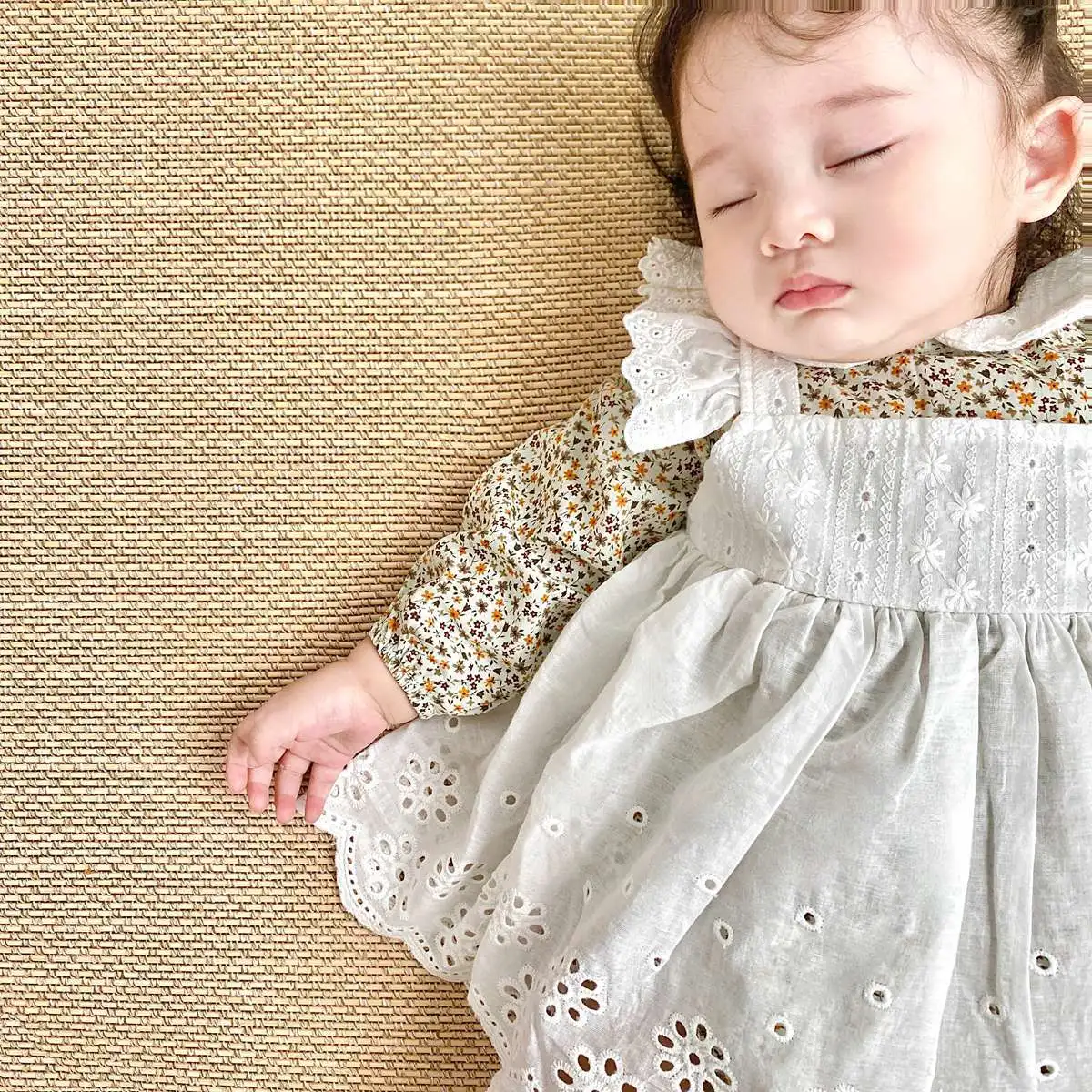 Body completo - Vista general conjunto Lolita