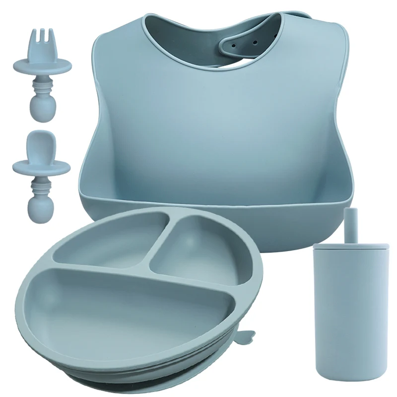 Juego de alimentación de silicona para niños, separación de ventosa, plato de cena, cuchara de silicona, aislamiento antideslizante, novedad de 2024