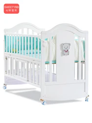 Cuna de madera maciza de estilo europeo para bebé, cuna para recién nacidos, cama de articulación multifuncional, color blanco