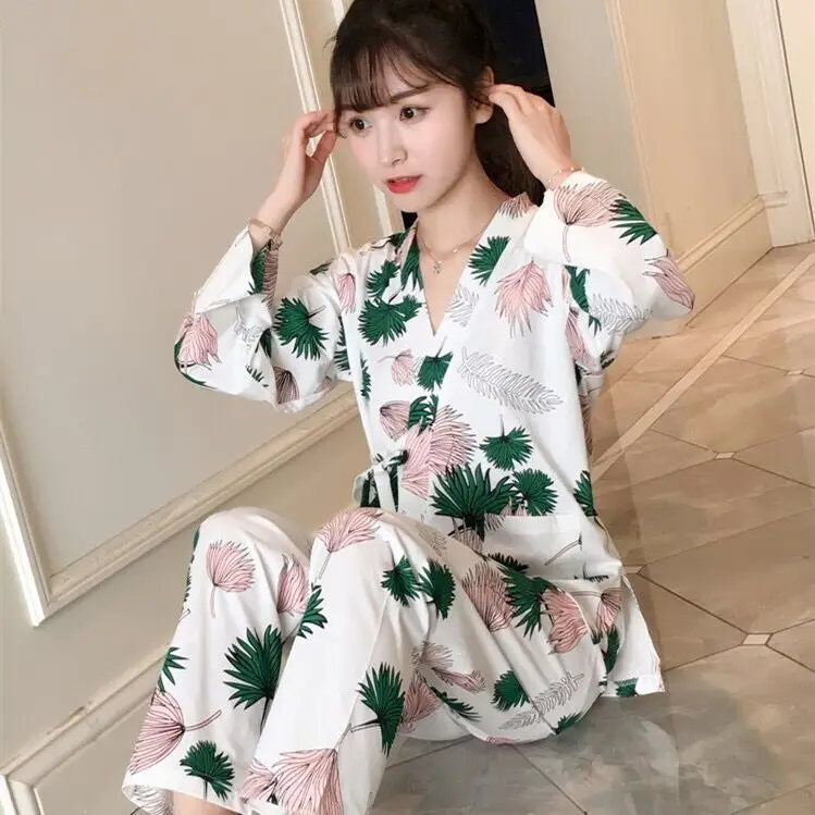 Green leaves 2