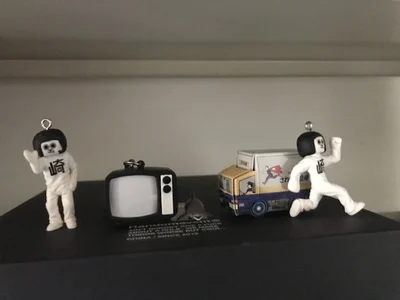 Televisión retro - Detalle piezas adornos