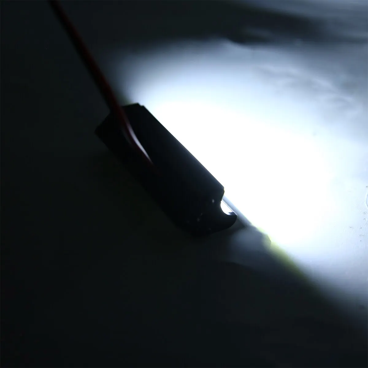 5V-7.4V Light Bar Super Bright For 1/10 RC Crawler Super Bright 12LED Light Bar Roof Lamp For 1/10 Crawler Car