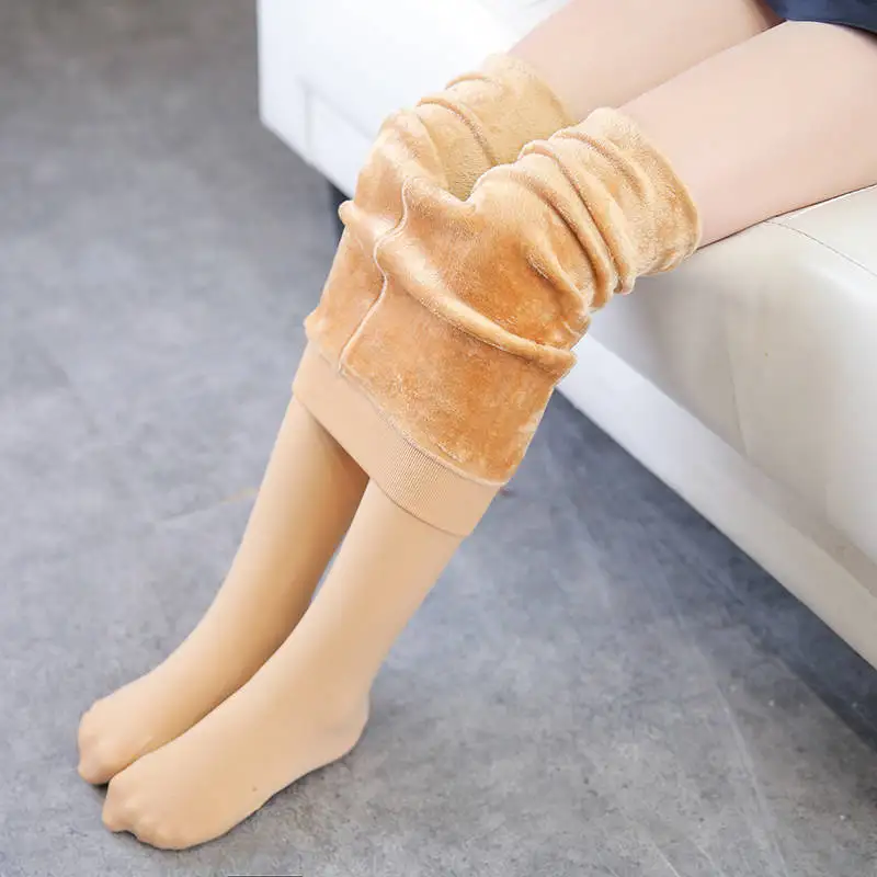 Niñas - Detalle pantimedias ajustadas