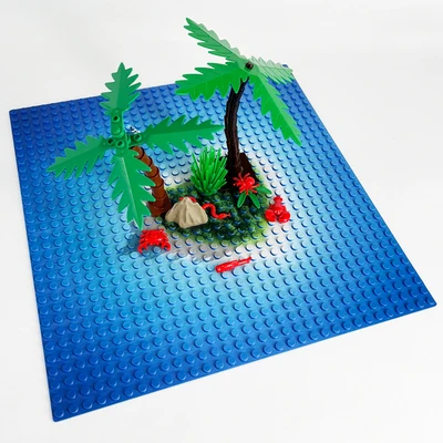 sea with parts