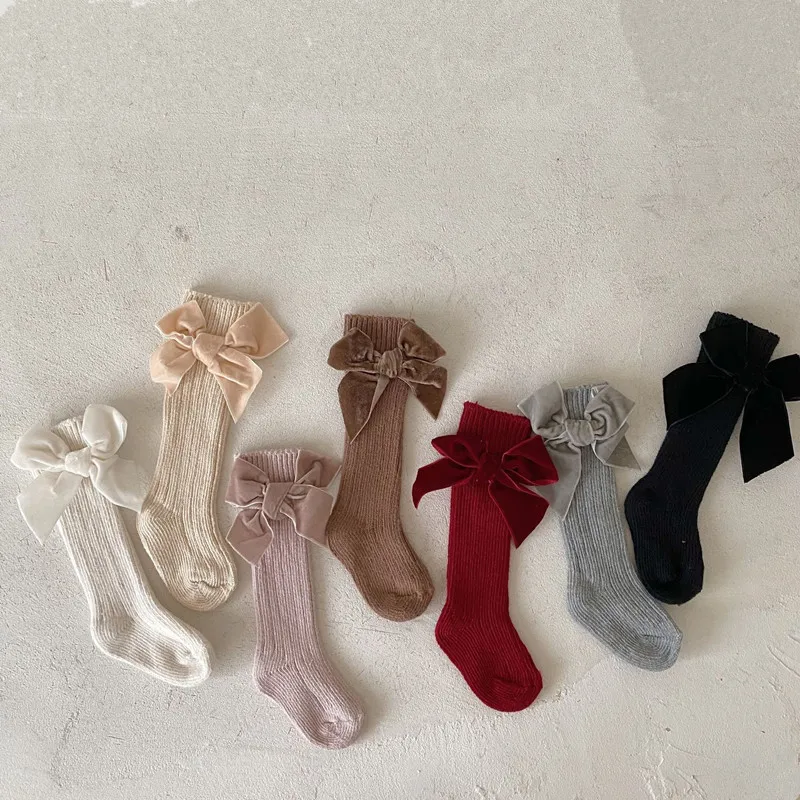 Medias de Navidad con lazo para bebé – Algodón suave (0-5 años) - imagen 4