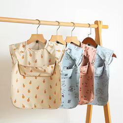 Babero bandana impermeable con estampado de animales para bebé