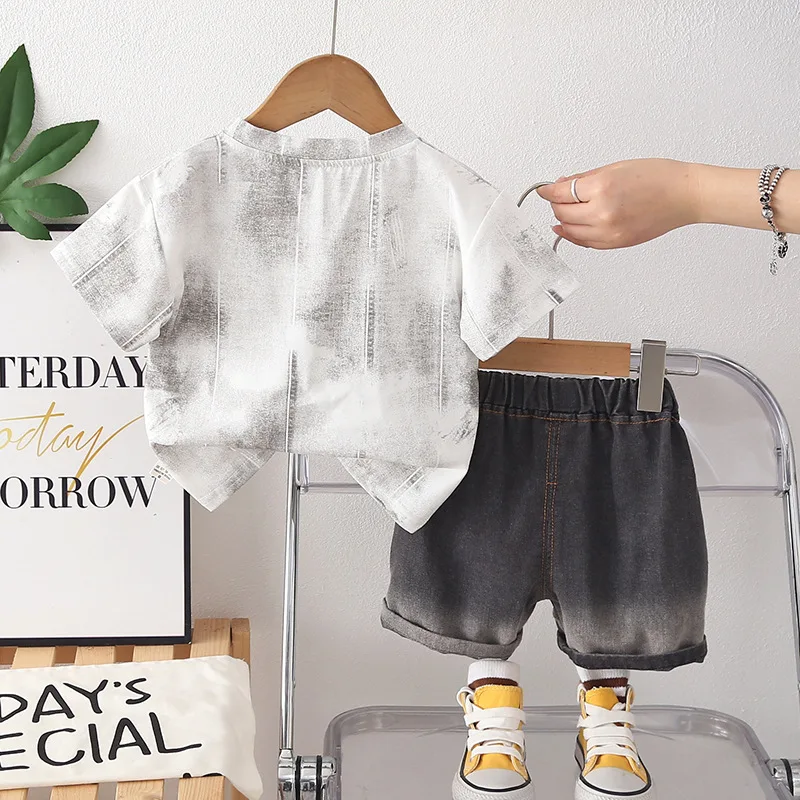 Conjunto verano bebé camiseta y pantalón corto de algodón - imagen 4