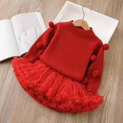 Conjunto falda de tul con jersey cuello redondo para niña