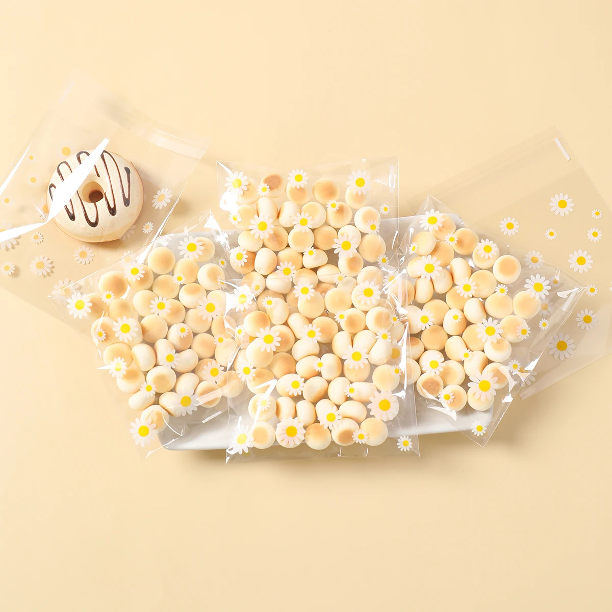 50/100pcs White Daisy Cellophane Cookie Bags Plastic Candy Bags Kids Birthday Self Adhesive Gift Packaging Bags Party Supplies - imagen 4