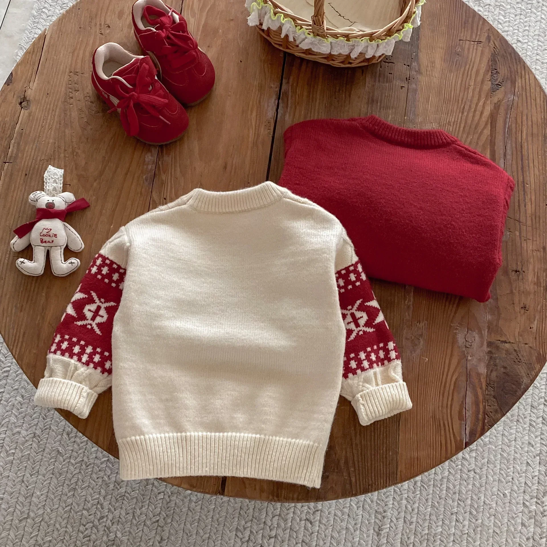 Jersey navideño infantil de punto con copos de nieve - imagen 2