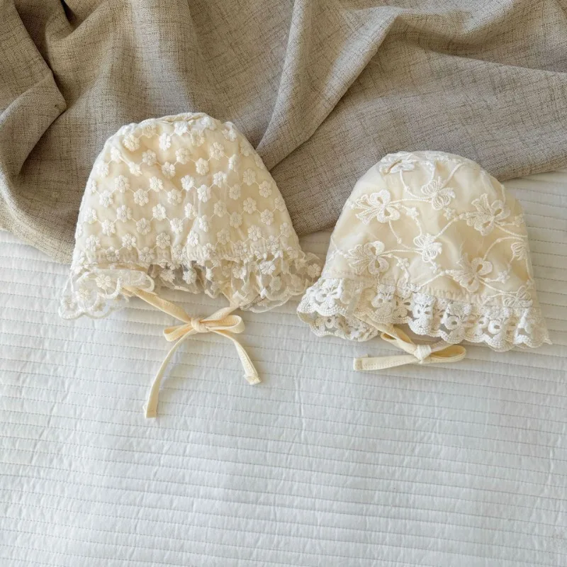 Adorable sombrero de princesa de encaje para bebé para niñas coreanas 2025, Color Beige dulce, nuevo gorro infantil, bonito sombrero con accesorios de fotografía recién nacido