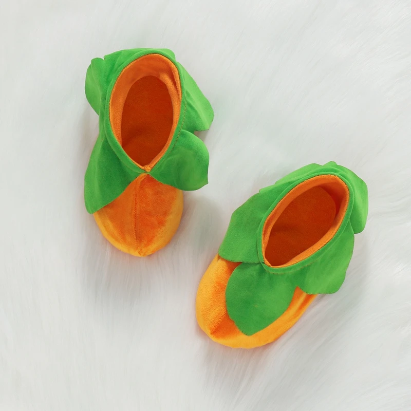 Mono unisex para bebé con sombrero y calcetines para niños y niñas, lindo mameluco de calabaza de Halloween, mono cómodo de manga larga para exteriores - imagen 4