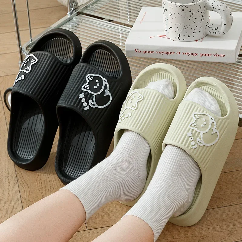 Chanclas antideslizantes para niño con diseño de oso – Cómodas seguras - imagen 2