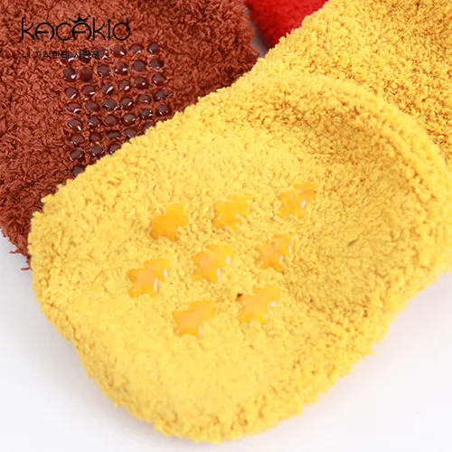 Calcetines antideslizantes para bebé, botines de punto suaves y cálidos para recién nacido, calzado acogedor para otoño e invierno, calcetines antideslizantes para niños pequeños con empuñaduras - imagen 5