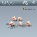 5pcs Pigs