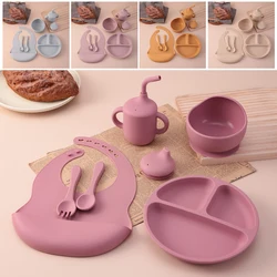 Set de platos y cubiertos de silicona para bebé – sin BPA