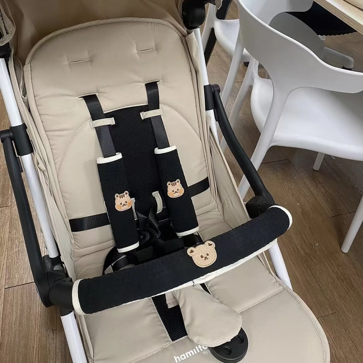 Cubierta protectora para manillar de carrito de cochecito, protector de hombro con bordado de animales, toalla de agua antimordida, accesorio para pasamanos delanteros