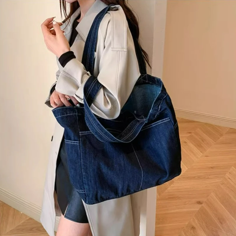 Bolso vaquero grande para mamá – ideal viaje, estudio y compras - imagen 3