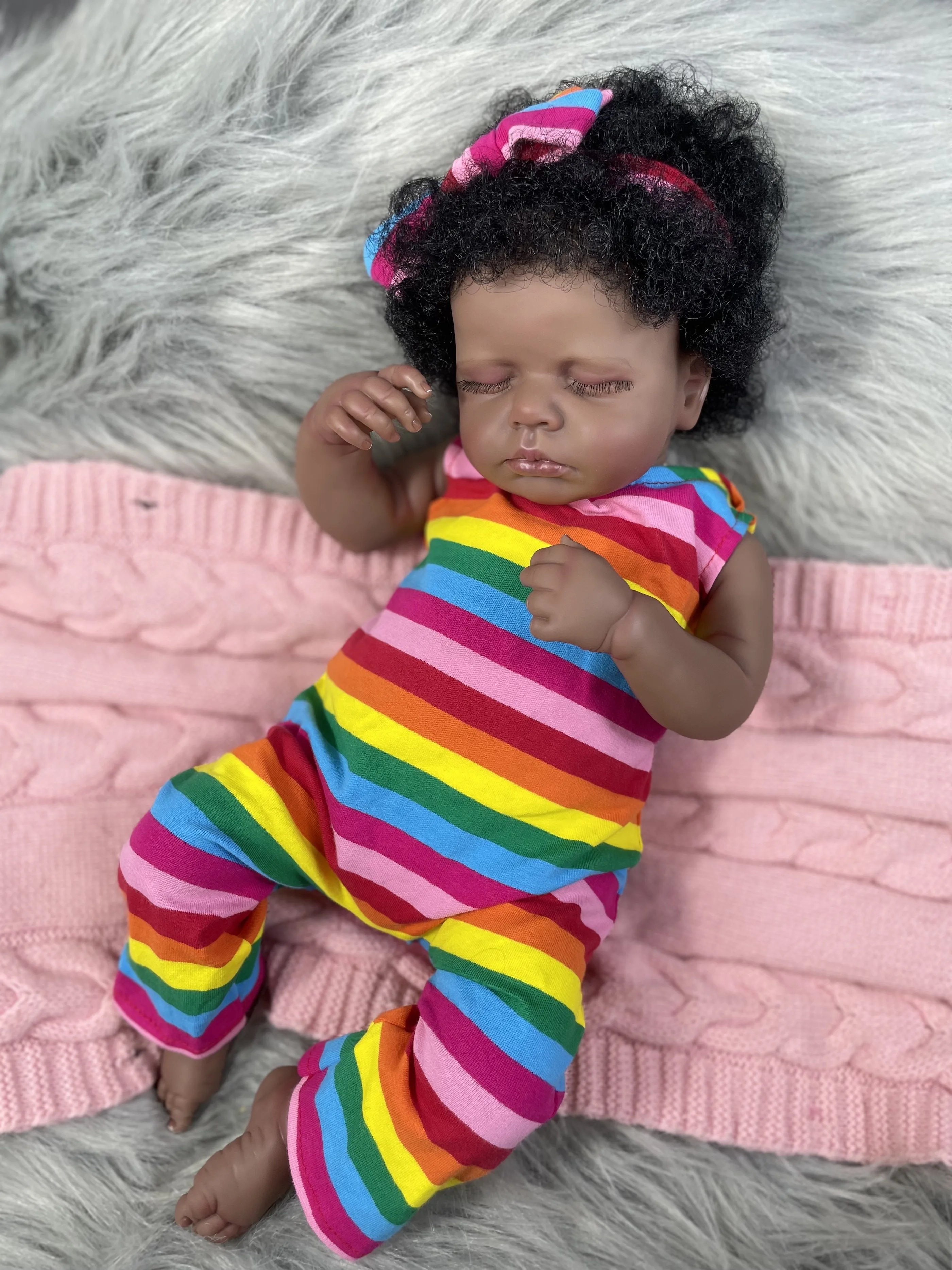 MRB-Muñeca de bebé Reborn LouLou afroamericana, muñeca de niña de piel oscura, niña negra recién nacida, muñeca de arte coleccionable, regalo de Navidad, 50CM - imagen 3