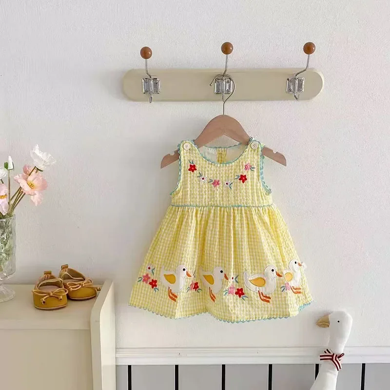 Vestido de bebé de 0 a 4T, sin mangas, tablero de ajedrez, bordado de animales, pato, conejito, Pastel, amarillo, rosa, bonito, delicado, informal, de verano, fácil de usar