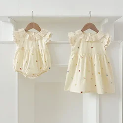 Mono floral bordado para niño - Encaje y colores veraniegos brillantes