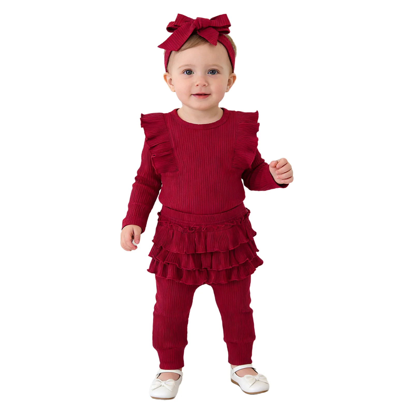 Pantalones con capas de volantes en tono rosa