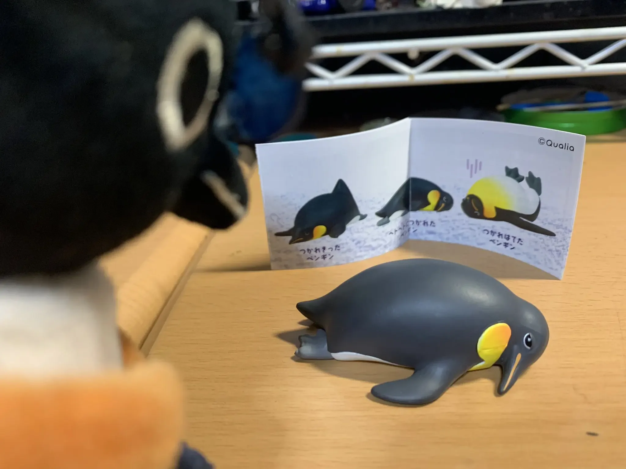 Qualia capsule toys cute funny Tired exhausted fat black penguin mascot bushed animal lazy lying down desktop ornament figures - imagen 5