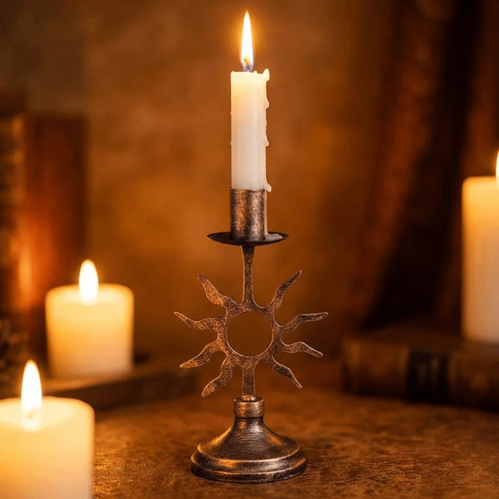 Candelabro vintage de hierro con luna y estrellas para velas - imagen 3