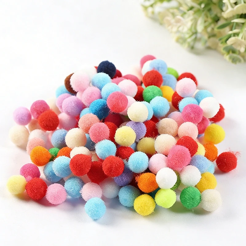Pompones infantiles de colores para manualidades creativas - imagen 3